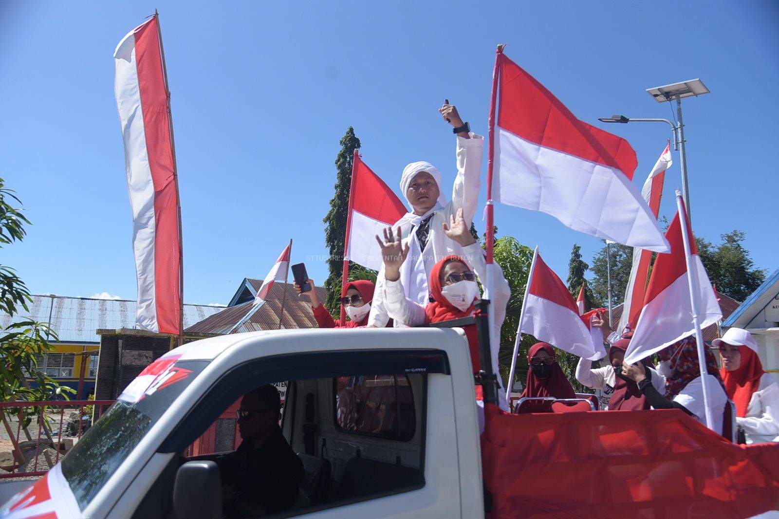 Pemkab Buton Gelar Pawai Pembangunan, Tampilkan Kendaraan Hias