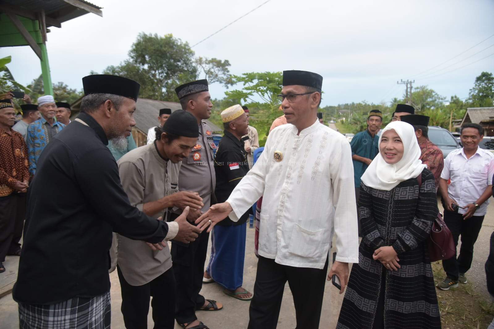 Safari Ramadan di Siotapina, Pj. Bupati Buton Kembali Ajak Warga Tinkatkan Keimanan dan Sukseskan Pemilu 2024