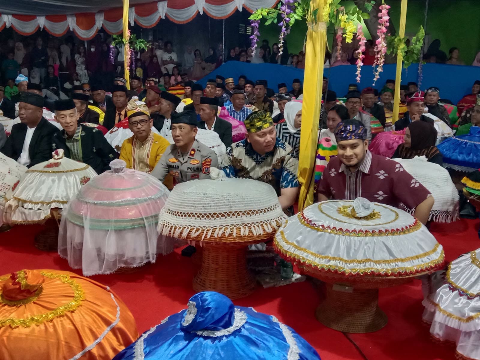 Bupati Buton Hadir Pesta Adat Mataano Santa Kelurahan Kombeli